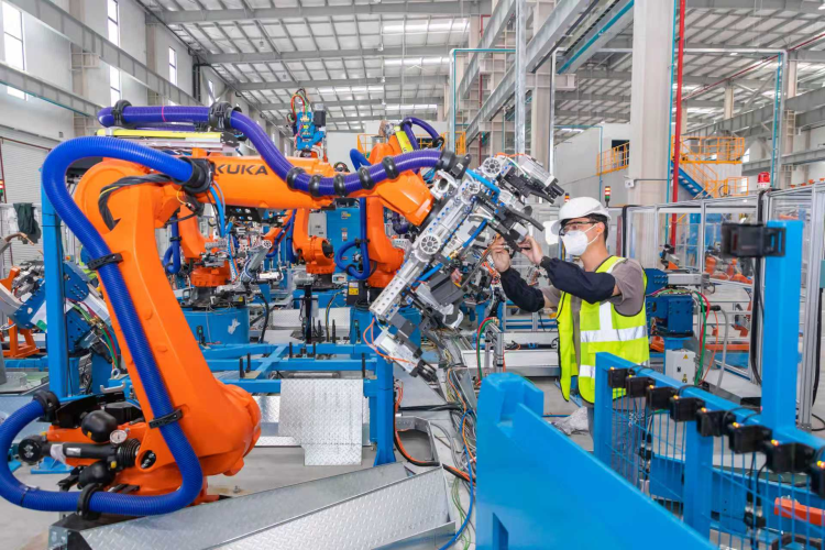 創新驅動，賦能未來 海斯坦普斬獲“2025中國汽車新供應鏈百強”技術開發殊榮